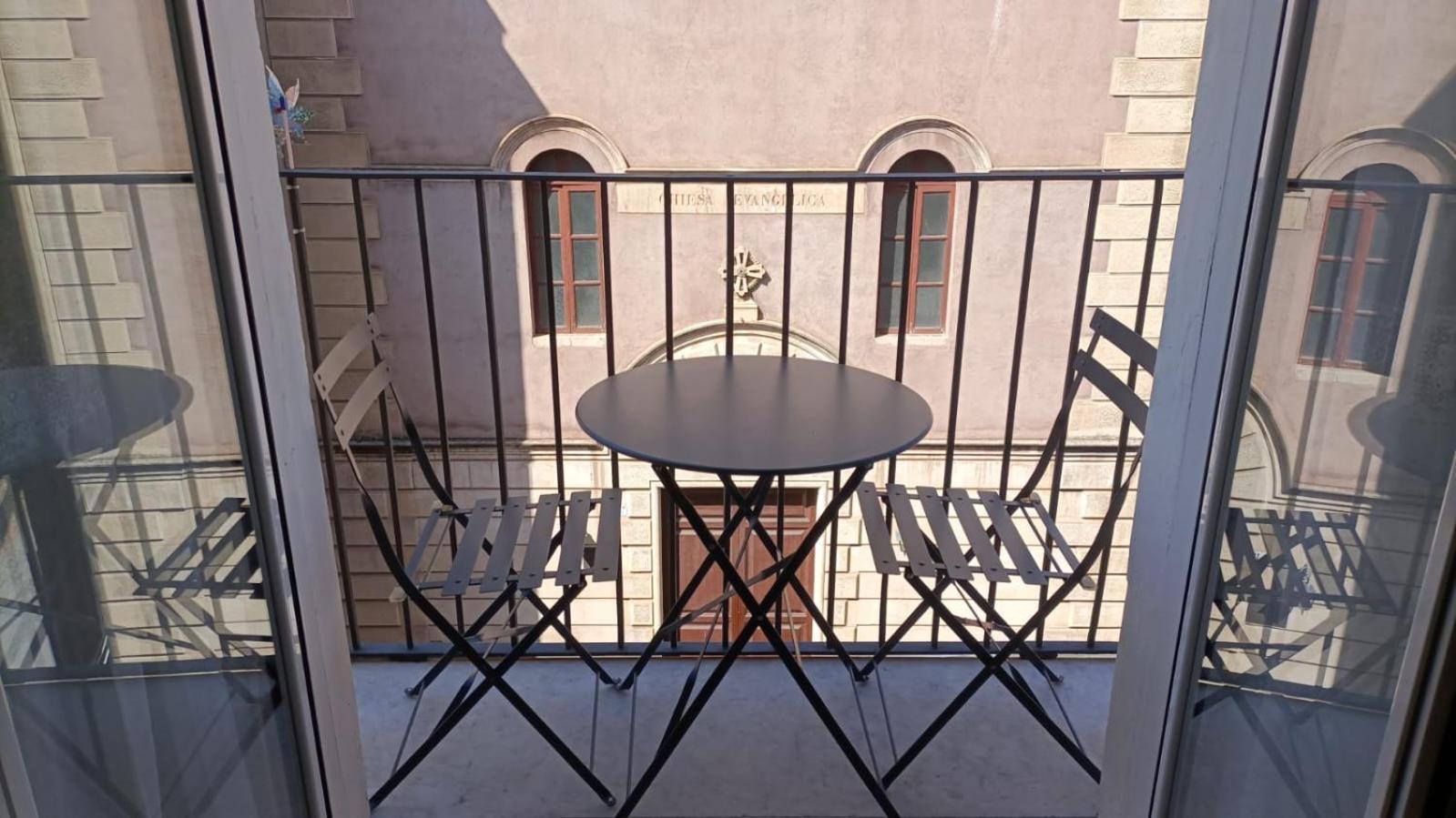 Casa Del Sole Apartman Catania-Fontanarossai nemzetközi repülőtér Szoba fotó